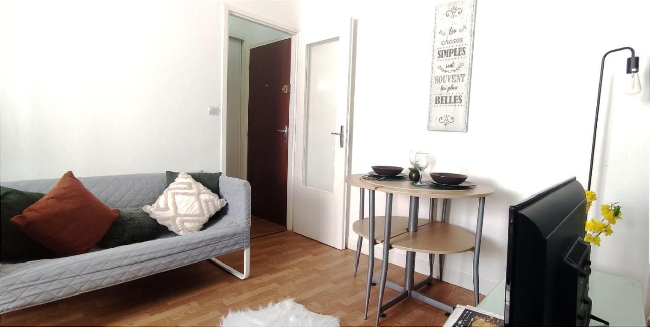 La Cachette De Chartres Apartment Bagian luar foto